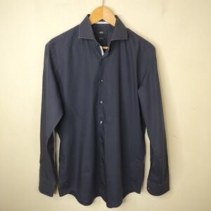 Hugo Boss Slim Fit Button Down Shirt Size 41 / 16 Dark Blue